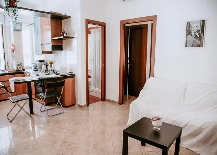 Cinemaison - Near Metro - By Viva Domus Appartamento *
