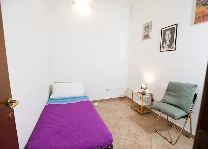 Cinemaison - Near Metro - By Viva Domus Apartment Rome